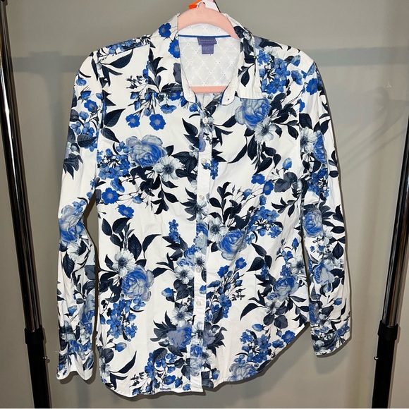 36 Laura Scott floral blouse - Picture 1 of 3